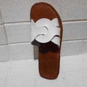 Handmade Moroccan White Leather Sandals For Women – Flat Slip-on Summer Shoes With Interlocking Strap – Artisan Minimalist Brown Sole Slides