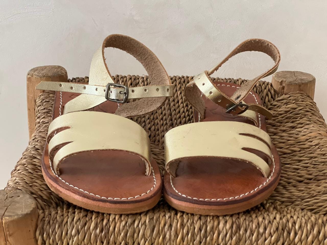 Blond Moroccan Leather Sandals – Handmade Women Flats – Custom Fit Design