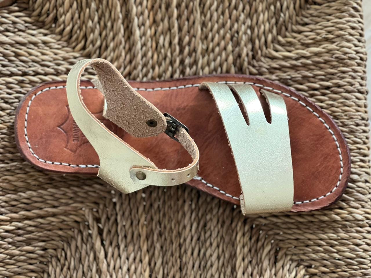 Blond Moroccan Leather Sandals – Handmade Women Flats – Custom Fit Design